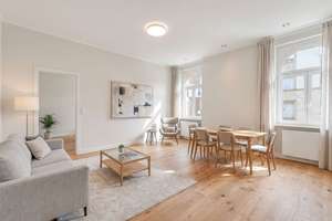 Modernisierter Altbautraum im Herzen des Stuttgarter Südens: 3-Zimmer, 2 Badezimmer und Loggia – Die vollständige Adresse der Immobilie erhältst du vom Anbieter., 70180 Lehen, Stuttgart – Vorschaubild 4