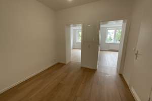 Saniert und bereit für neue Bewohner! – Kölner Straße 41b, 40211 Stadtmitte, Düsseldorf – Vorschaubild 2