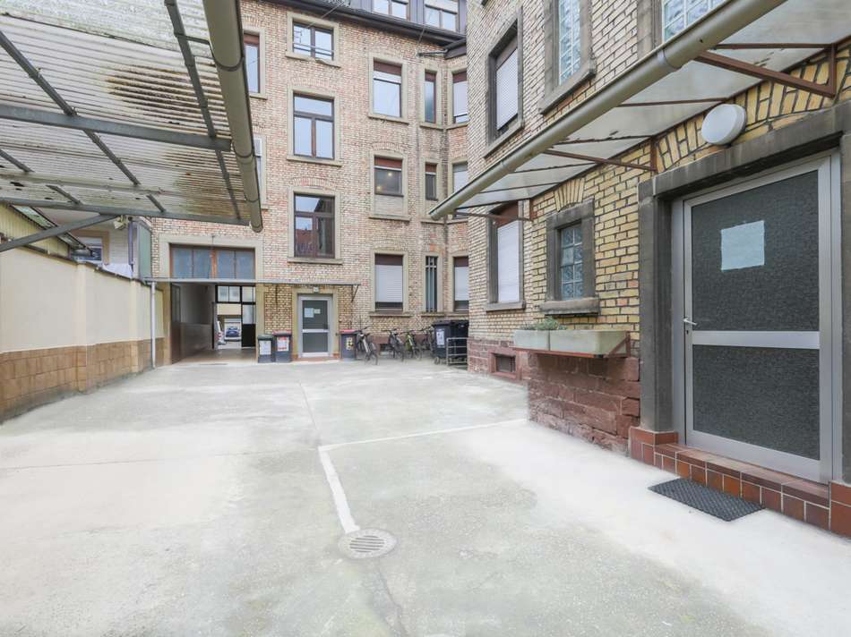 Innenhof Ansicht Vorderhaus