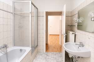 Im Güntzelkiez: Dachwohnung in renoviertem Altbau – Pfalzburger Str. 51, 10717 Wilmersdorf, Berlin – Vorschaubild 10
