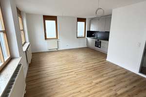 Neu renovierte 3-Zimmer Wohnung in zentraler Lage von Böblingen