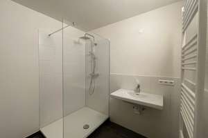 Schöne, renovierte 3 Zi-Whg. (ca. 83 m²) mit Balkon, EBK und TG – Die vollständige Adresse der Immobilie erhältst du vom Anbieter., 70195 Botnang-Nord, Stuttgart – Vorschaubild 7