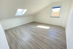 SENIORENWOHNUNG zwei Balkone, Dusche, Wanne, Aufzug, Fußbodenheizung – Am Bowengarten 145, 45899 Horst, Gelsenkirchen – Vorschaubild 13
