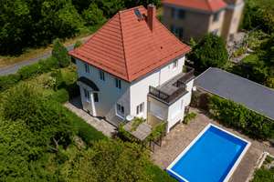 ***Wohnen am Waldrand – mit Pool und traumhaftem Ausblick*** – Die vollständige Adresse der Immobilie erhältst du vom Anbieter., 1326 Bühlau/Weißer Hirsch, Dresden – Vorschaubild 4