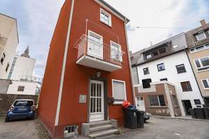 Einfamilienhaus mit viel Potenzial inkl. Balkon und STP in attraktiver Lage nahe der Kilianskirche – Die vollständige Adresse der Immobilie erhältst du vom Anbieter., 74072 Heilbronn, Heilbronn – Vorschaubild 15