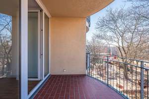 Property thumbnail 12