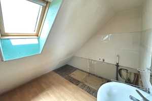 Viel Platz bietet dieses Wohnhaus mit Vollkeller in Kiel-Elmschenhagen – Kiel – Vorschaubild 23