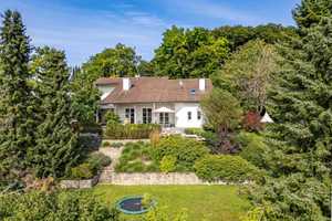 Raum, Stil & Natur – Großzügiges Familiendomizil mit Blick, Garten und architektonischer Raffinesse – Maurerberg 12, 82319 Starnberg (Kreis) – Vorschaubild 1