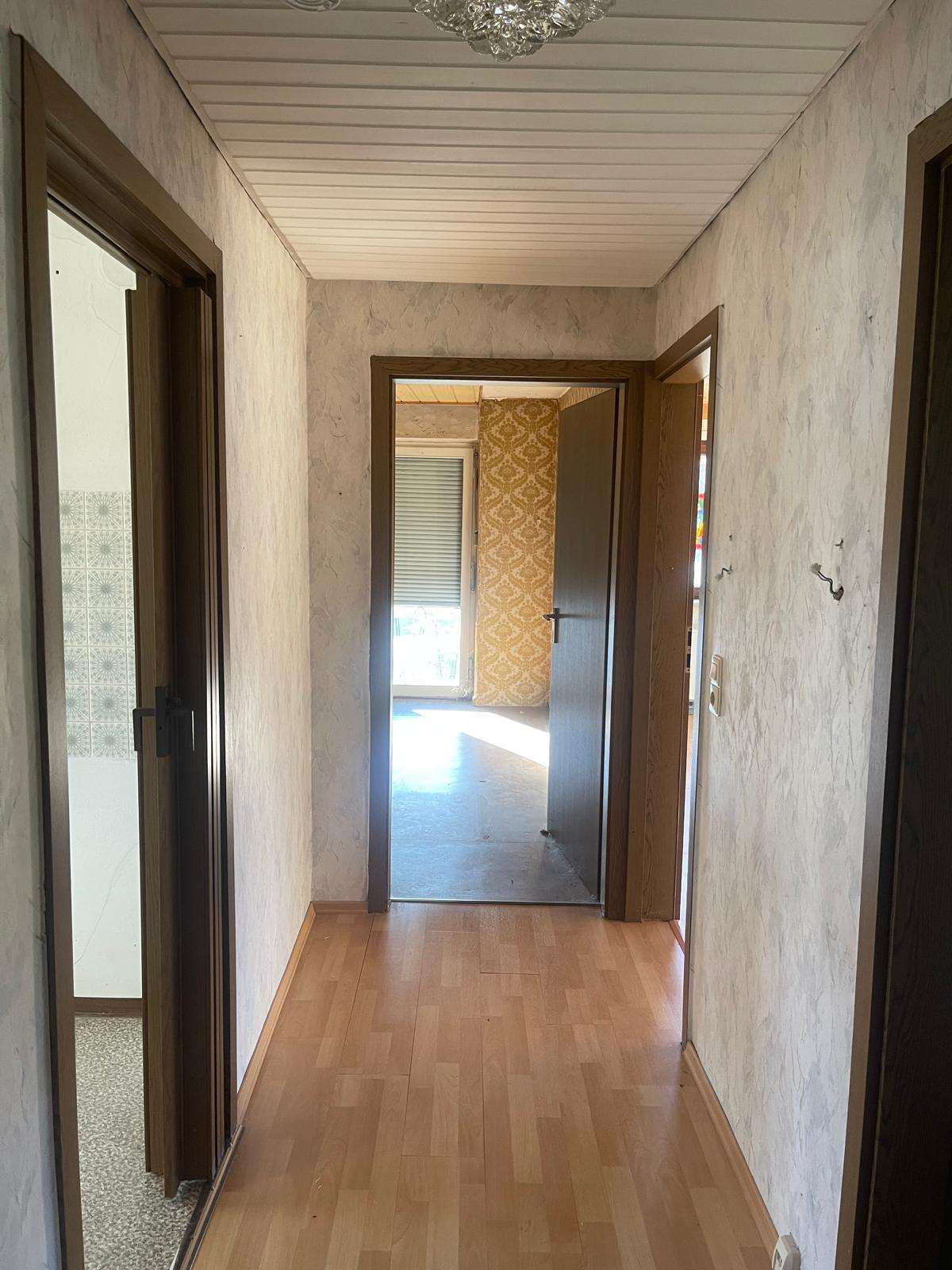 Dachgeschosswohnung mit Bühnengeschoss und Gartenanteil, Ostalbkreis – Bild 4