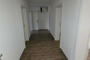 Bonn Alt-Tannenbusch. vermietete 4 ZKB mit Balkon - provisionsfrei! – Hohe Straße 38 a, 53119 Tannenbusch, Bonn – Vorschaubild 19