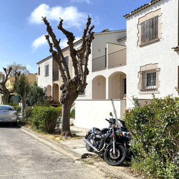 Reihenhaus nahe dem Meer in der Wohnanlage Amfora, Sant Pere Pescador