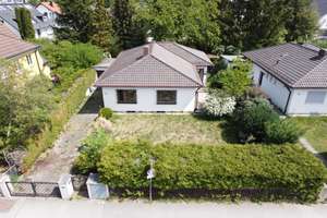 Attraktives Einfamilienhaus mit modernem, offenem Grundriss, Ost- und Westgarten und viel Potenzial  – Die vollständige Adresse der Immobilie erhältst du vom Anbieter., 81249 Aubing-Süd, München – Vorschaubild 16