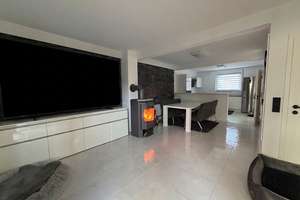 Modernes Familienhaus mit Kamin – Die vollständige Adresse der Immobilie erhältst du vom Anbieter., 50226 Frechen – Vorschaubild 2