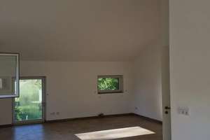 Neuwert. großzüg. Einfamilienhaus mit sep. Büro/Praxis/ELW, ruhige Lage bei Landsberg/L - prov.frei! – Am Lech 1  1/2, 86944 Unterdießen – Vorschaubild 10