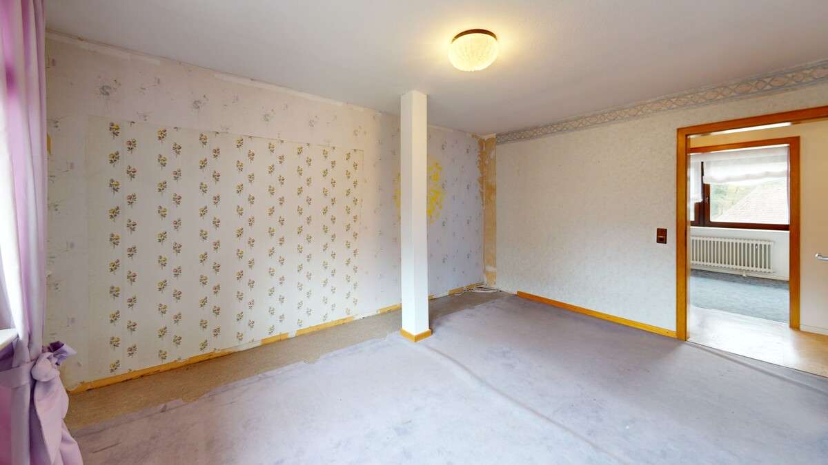 Immobilie in Werdohl - VR IMMO: Handwerkertraum: Zweifamilienhaus mit großer Garage und Werkstatt. - Bild 1