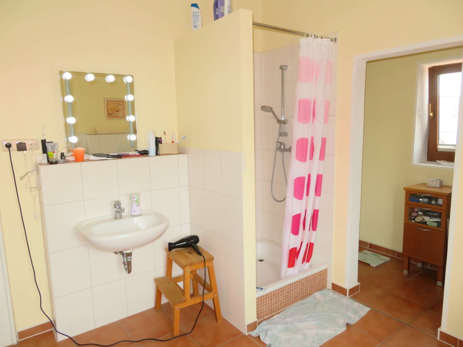 Immobilie in Lindhorst - *Lindhorst* großzügiges EFH mit ausbaubarem Anbau u. 1234 m² Grdst. - Bild 2