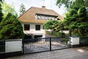 Ihr neues Zuhause in Borgfelder Bestlage – Großzügiges Einfamilienhaus mit Doppelgarage – Die vollständige Adresse der Immobilie erhältst du vom Anbieter., 28357 Borgfeld, Bremen – Vorschaubild 2