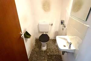 Renovierungsbedürftige 3-Zimmer-Wohnung mit traumhaften Weitblick in München-Neuhausen – Die vollständige Adresse der Immobilie erhältst du vom Anbieter., 80636 Alte Kaserne, München – Vorschaubild 8