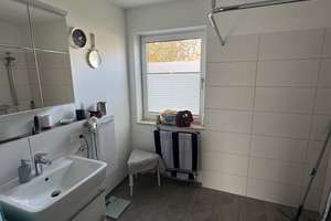 Idyllische helle 3-Zimmer Wohnung mit Balkon in Münster-Mecklenbeck – Die vollständige Adresse der Immobilie erhältst du vom Anbieter., 48163 Mecklenbeck, Münster – Vorschaubild 4
