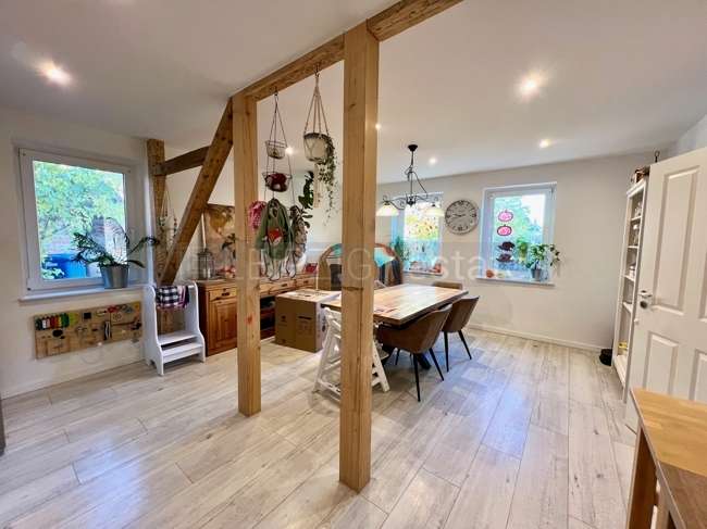 Immobilie in Bad Dürrenberg - Charmantes, kernsan. EFH, ländlich im Grünen, mit viel Platz für die Familie, ca. 145m² + 40m² im DG - Bild 1