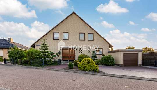 Bild von EFH mit Einliegerwohnung, Garten und Loggien  - Platz für Familie, Hobbys und freie Entfaltung