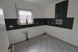 Einfamilienhaus mit Wintergarten, großem Garten und modernisiertem Wohnkomfort – Die vollständige Adresse der Immobilie erhältst du vom Anbieter., 7751 Isserstedt, Jena – Vorschaubild 3