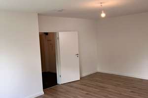Renovierte 1-Zimmer-Souterrainwohnung in ruhiger Lage – Die vollständige Adresse der Immobilie erhältst du vom Anbieter., 28239 Oslebshausen, Bremen – Vorschaubild 3