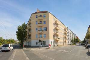 Zeitloser Altbaucharme in Friedrichshain: Bezugsfreie 2-Zimmer-Wohnung im beliebten Nordkiez – 10247 Friedrichshain, Berlin – Vorschaubild 24