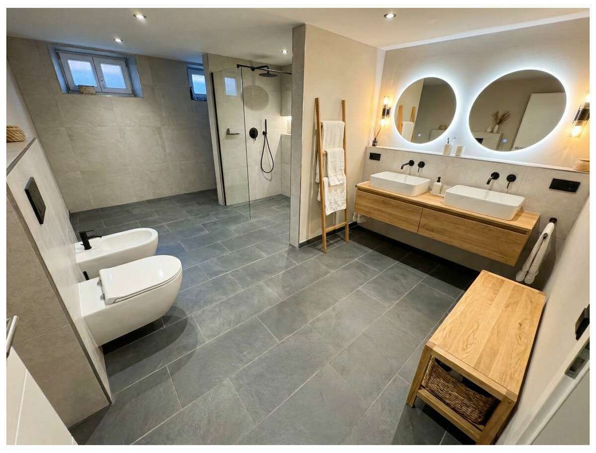 Immobilie in Unterdießen - Historisches Bauernhaus mit Schlossblick – Rarität in Bestlage - Bild 1