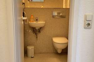 Gehobene 2-Zi.-Whg. Köln-Altstadt (Balkon, Aufzug, TG-Stellplatz) möbliert & bezugsfertig – 50667 Altstadt/Nord, Köln – Vorschaubild 12