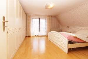 Zirndorf: Kleines Einfamilienhäuschen mit Doppelgarage auf ca. 720m² Grundstück mit Potential – Die vollständige Adresse der Immobilie erhältst du vom Anbieter., 90513 Zirndorf – Vorschaubild 15