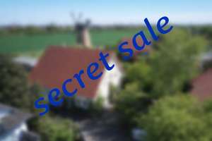 Secret Sale: moderne und moderne Doppelhaushälfte