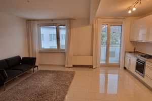 Stylische Wohnung und Wohlfühl-Oase mit Balkon in toller Lage in Düsseldorf-Derendorf – Düsseldorf – Vorschaubild 1