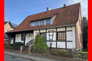 Großzügiges Wohnhaus mit Traumgarten – Die vollständige Adresse der Immobilie erhältst du vom Anbieter., 31177 Harsum – Vorschaubild 1