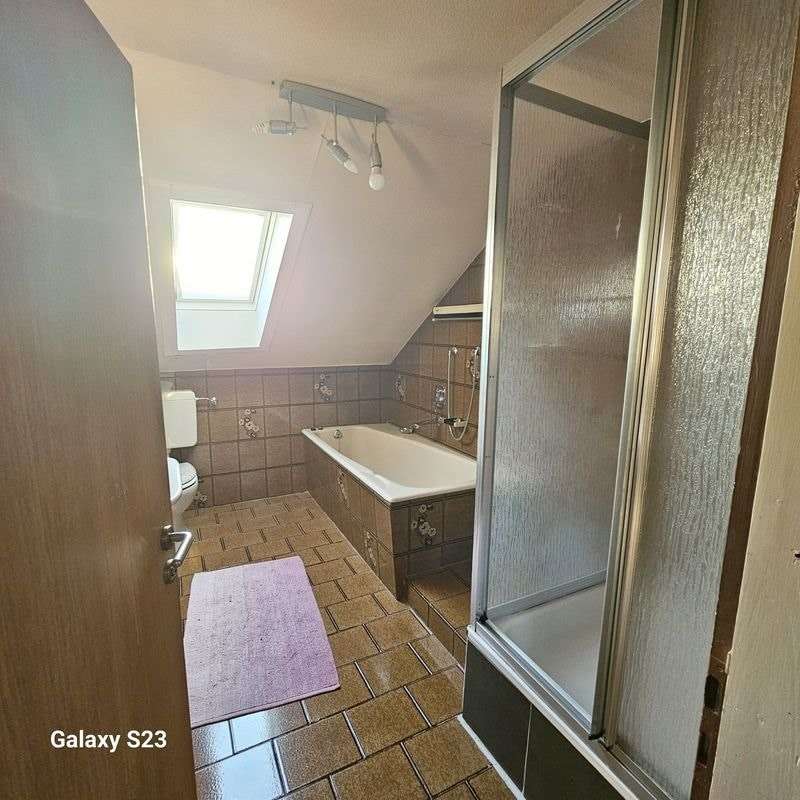 Immobilie in Flörsbachtal - 2-3 Familienhaus mit Laden in Flörsbachtal-Lohrhaupten - Bild 2