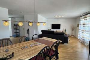 Doppelt schön: Stilvolle Maisonette mit zwei Balkonen und viel Licht – Stuttgarter Straße 103, 70469 Feuerbach-Mitte, Stuttgart – Vorschaubild 2