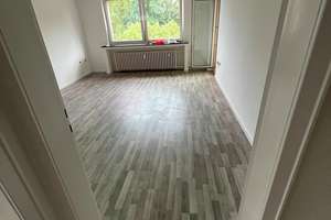 Wohnen mit Charakter: 3-Zimmer-Wohnung in Duisburg-Neuenkamp – Lilienthalstraße 8, 47059 Neuenkamp, Duisburg – Vorschaubild 3