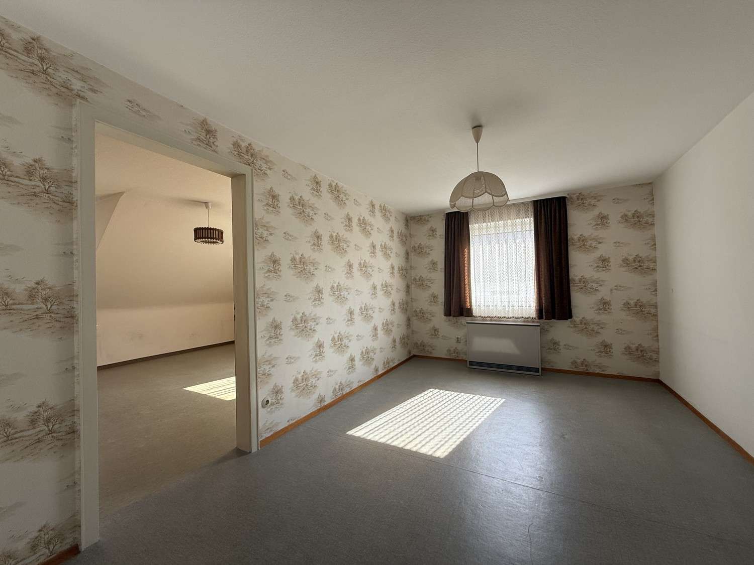 Immobilie in Wimsheim - Eine Doppelhaushälfte oder beide - Zwei Haushälften, viele Möglichkeiten - Bild 0