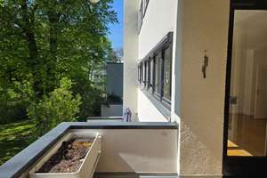 Bestlage Dahlem: Hell & grün, SW-Loggia & TG! Ruhig direkt am Botanischen Garten! – 12165 Steglitz, Berlin – Vorschaubild 4