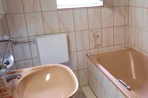 Einfamilienhaus mit großem Grund, PV-Anlage und Potenzial zur individuellen Gestaltung in Manching – Die vollständige Adresse der Immobilie erhältst du vom Anbieter., 85077 Manching – Vorschaubild 7