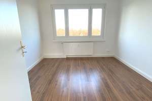 In Elbnähe wohnen. Bad mit Dusche. Balkon. Grüner Ausblick – Die vollständige Adresse der Immobilie erhältst du vom Anbieter., 39114 Cracau, Magdeburg – Vorschaubild 1