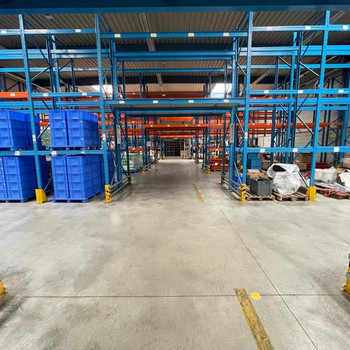 4.000 m² Logistikhalle mit Bürofläche | optimale Anbindung | voll umzäuntes Gelände 