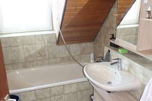 Vermietete 1 Zimmer-Dachgeschoss-Wohnung mit Tiefgarage und Süd-Westbalkon in Nürnberg-Nord – Die vollständige Adresse der Immobilie erhältst du vom Anbieter., 90409 Maxfeld, Nürnberg – Vorschaubild 6