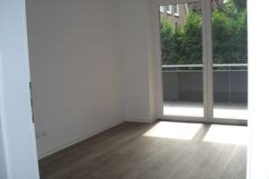 Neuwertige 3-Raum-Wohnung mit Balkon und Einbauküche in Hamburg-Neugraben-Fischbek – Cuxhavener Straße 306, 21149 Neugraben-Fischbek, Hamburg – Vorschaubild 3