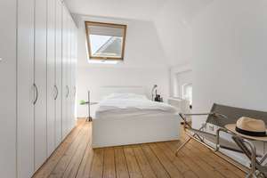 Stadtvilla mit Charakter – Wohnen und Arbeiten unter einem Dach in Köln-Müngersdorf – Die vollständige Adresse der Immobilie erhältst du vom Anbieter., 50933 Müngersdorf, Köln – Vorschaubild 9