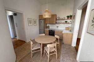Charmante 3,5 Zimmerwohnung mitten in der Innenstadt – August-Bebel-Straße 1b, 18055 Stadtmitte, Rostock – Vorschaubild 3