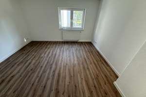 Helle 3-ZKBB (75 m²) nahe Rheinufer in Wiesbaden Biebrich – Die vollständige Adresse der Immobilie erhältst du vom Anbieter., 65203 Biebrich, Wiesbaden – Vorschaubild 4