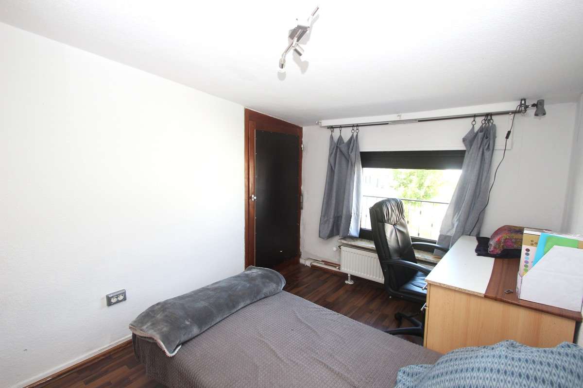 Immobilie in Königswinter - Wohnhaus mit 3 Mieteinheiten zentral in Königswinter-Thomasberg! - Bild 5