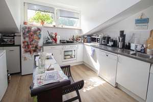 Zwei-Zimmer mit sonniger Dachterrasse – Die vollständige Adresse der Immobilie erhältst du vom Anbieter., 40237 Düsseltal, Düsseldorf – Vorschaubild 2