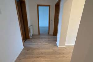 EBK *** Top 3-Zi-Whg. im 3. OG mit Balkon / frei ab sofort – Barbarossastr. 90, 9112 Kaßberg, Chemnitz – Vorschaubild 3